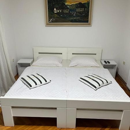 Apartman House Jasmina Bihać Eksteriør billede