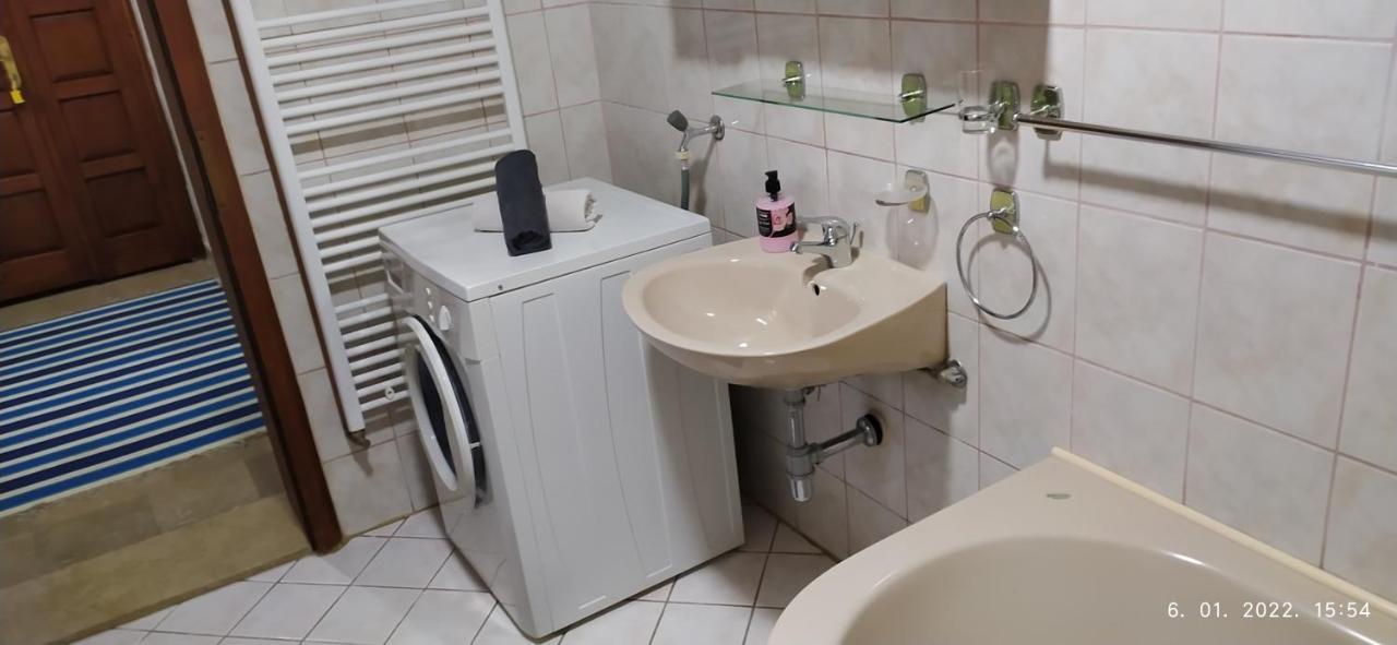 Apartman House Jasmina Bihać Eksteriør billede