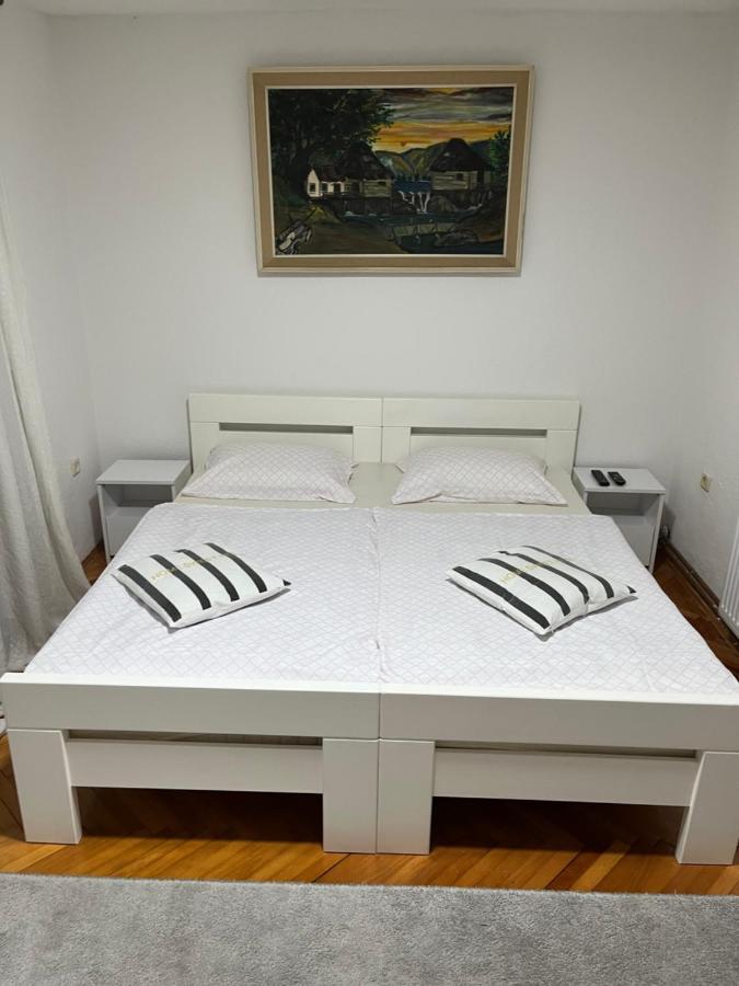 Apartman House Jasmina Bihać Eksteriør billede