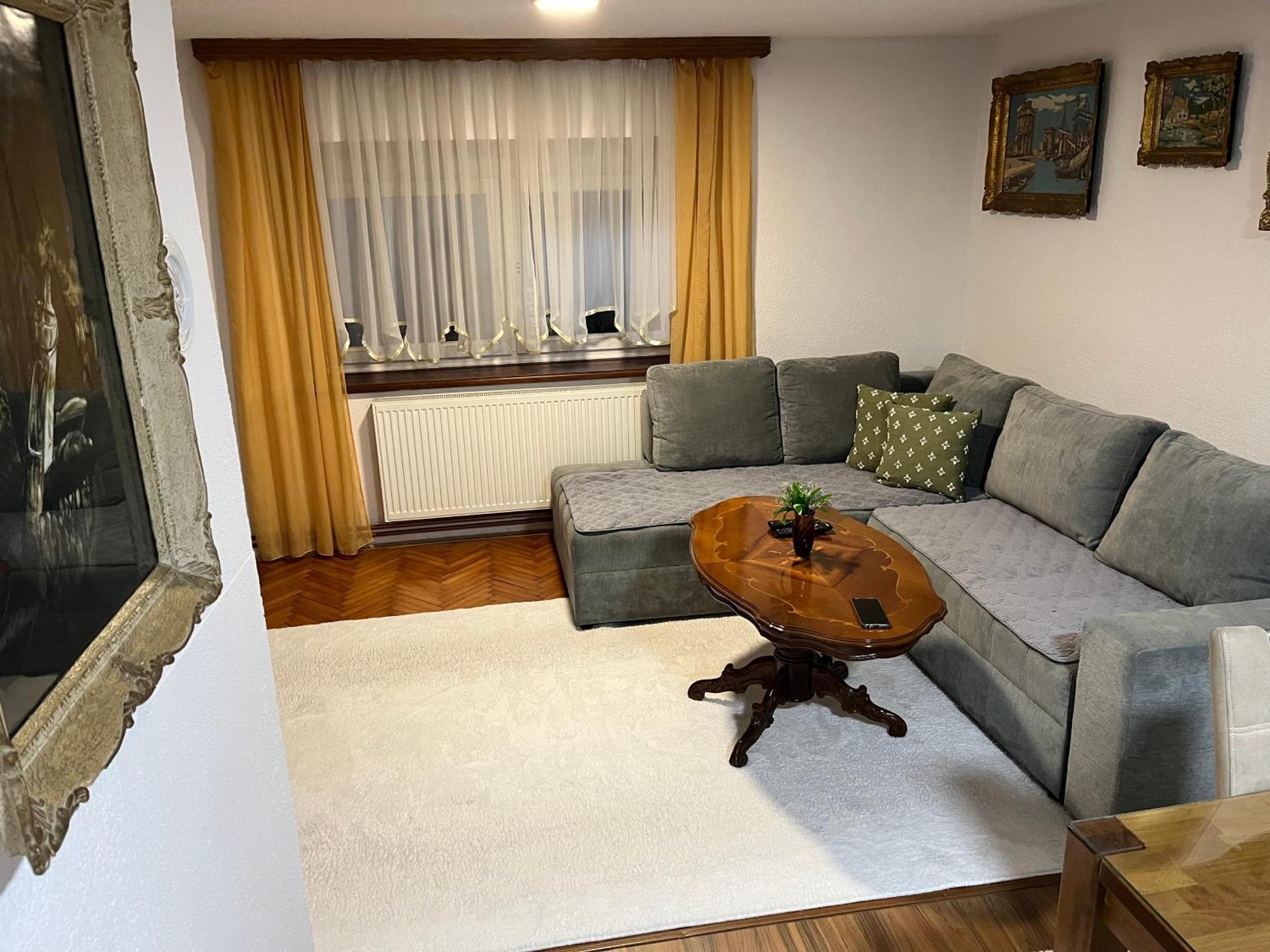 Apartman House Jasmina Bihać Eksteriør billede